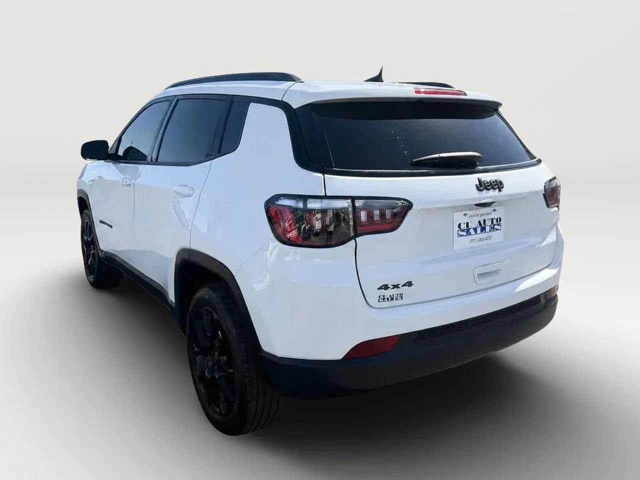 Used 2026 Jeep Compass Latitude AWD/4WD image 5