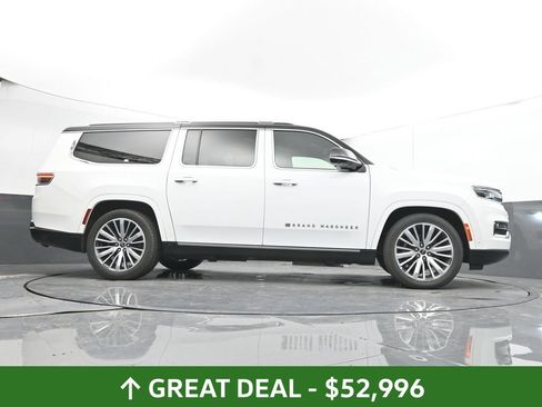 Used 2024 Jeep Grand Wagoneer L Series III AWD/4WD image 36