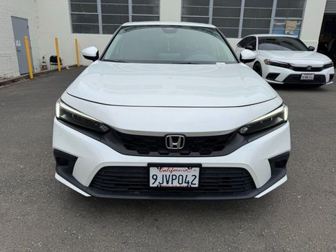 Used 2024 Honda Civic EX-L image 10