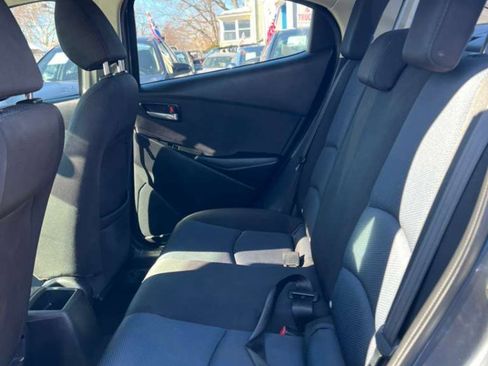 Used 2017 Toyota Yaris iA image 15