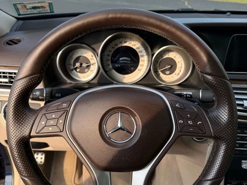 Used 2016 Mercedes-Benz E 350 4MATIC Sedan image 15