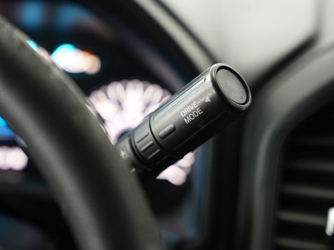 Used 2018 Ford F150 XL w/ Equipment Group 101A Mid image 15