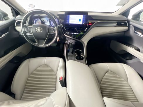 Used 2022 Toyota Camry SE FWD image 28