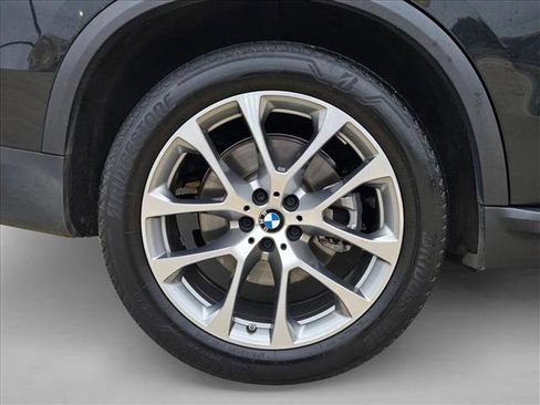 Used 2024 BMW X5 sDrive40i RWD image 25