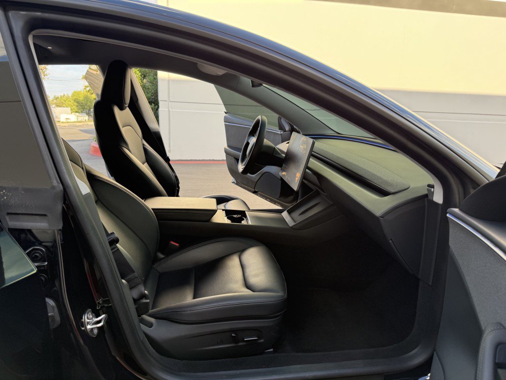 Used 2024 Tesla Model 3 Standard Range RWD image 12