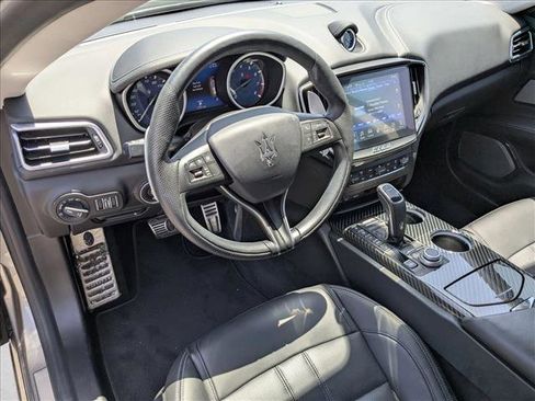 Used 2019 Maserati Ghibli S GranSport RWD image 10