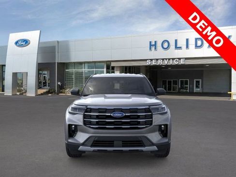 New 2026 Ford Explorer Active w/ Active Comfort Package image 6