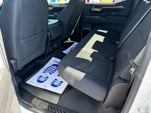 Used 2024 GMC Sierra 1500 SLE image 11