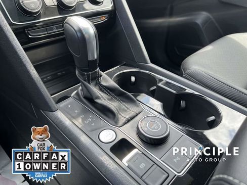Certified 2023 Volkswagen Atlas Cross Sport SE w/ Panoramic Sunroof Package AWD/4WD image 28