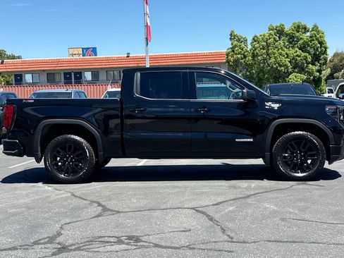 New 2026 GMC Sierra 1500 Elevation AWD/4WD image 3
