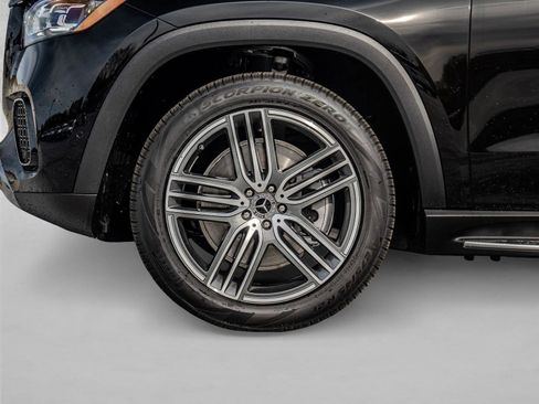 New 2026 Mercedes-Benz GLS 450 4MATIC image 14