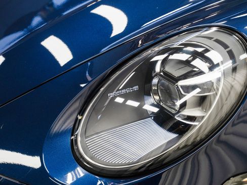 Used 2021 Porsche 911 Turbo S image 39