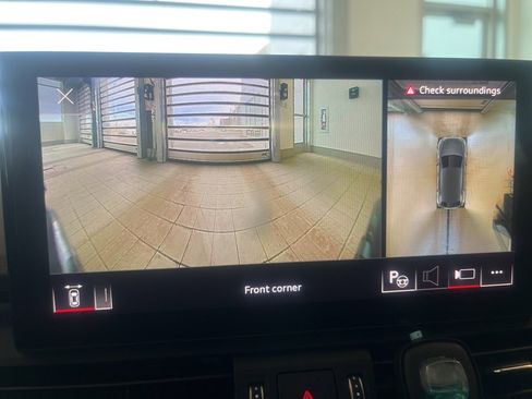 Used 2025 Audi Q5 e Prestige image 10