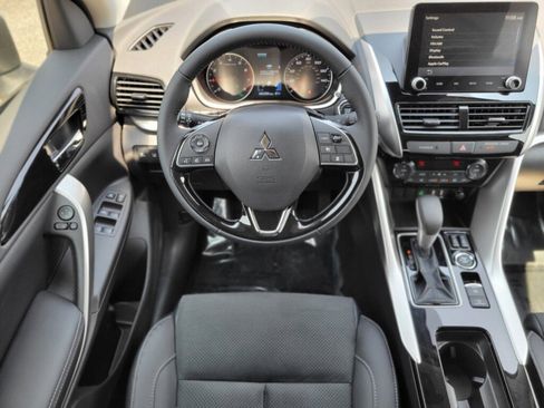 New 2025 Mitsubishi Eclipse Cross SE image 13