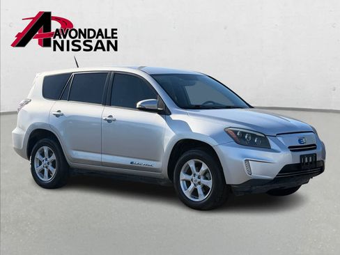 Used 2014 Toyota RAV4 EV FWD image 9
