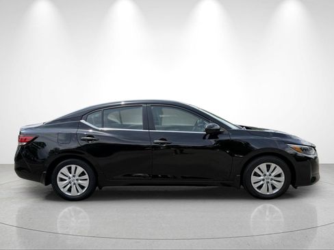Used 2024 Nissan Sentra S FWD image 6