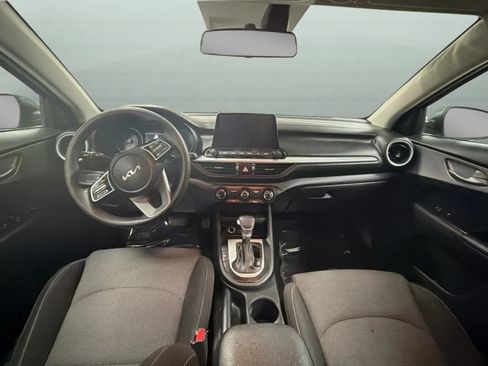Used 2024 Kia Forte LX FWD image 10