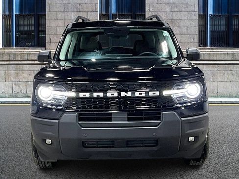 Certified 2025 Ford Bronco Sport Outer Banks w/ Outer Banks Tech Package+ image 3