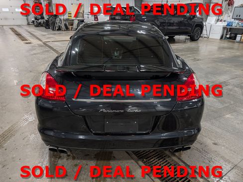 Used 2010 Porsche Panamera Turbo image 4