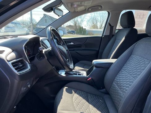Used 2019 Chevrolet Equinox LT w/ Driver Convenience Package image 14