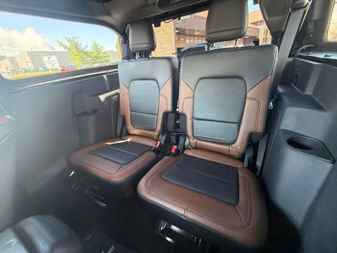 Used 2023 Ford Bronco Outer Banks AWD/4WD image 35