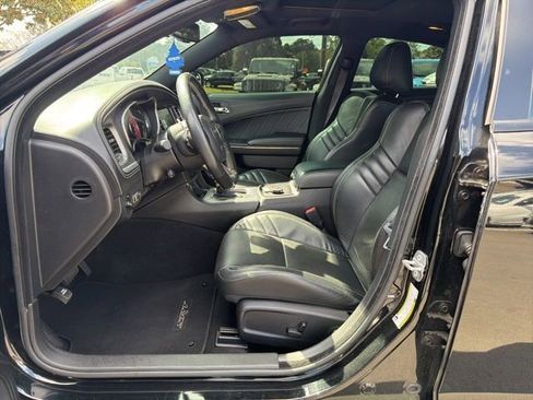 Used 2022 Dodge Charger SRT Hellcat image 17