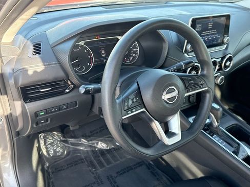 Used 2024 Nissan Sentra SV image 34