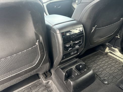 Used 2023 Jeep Grand Cherokee L Laredo AWD/4WD image 20