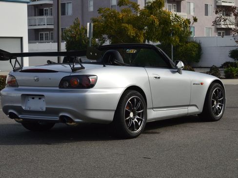 Used 2005 Honda S2000 Convertible 2D image 26
