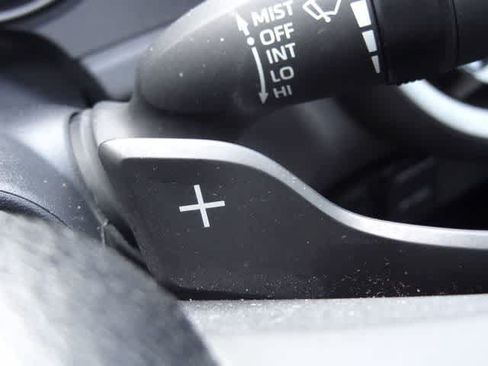 Used 2024 Toyota Camry SE FWD image 19