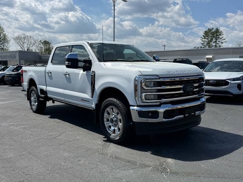 New 2026 Ford F250 King Ranch w/ Chrome Package AWD/4WD image 2