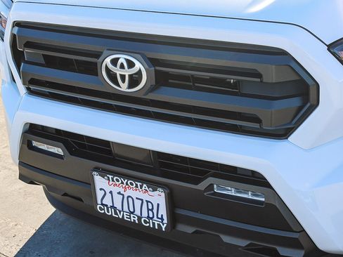 Used 2024 Toyota Tacoma SR5 image 6