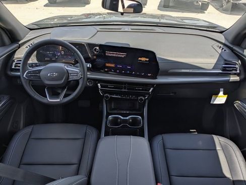 New 2026 Chevrolet Traverse LT AWD/4WD image 16