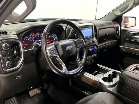 Used 2021 Chevrolet Silverado 1500 RST image 18