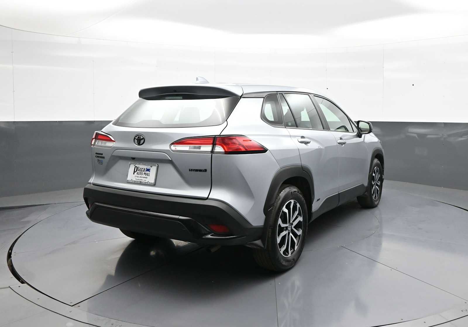 Certified 2024 Toyota Corolla Cross AWD Hybrid image 6