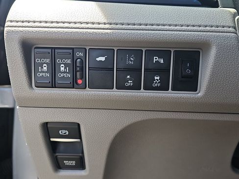 Used 2019 Honda Odyssey Elite image 32