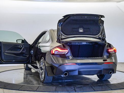 Used 2025 BMW 230i Coupe w/ Convenience Package image 26