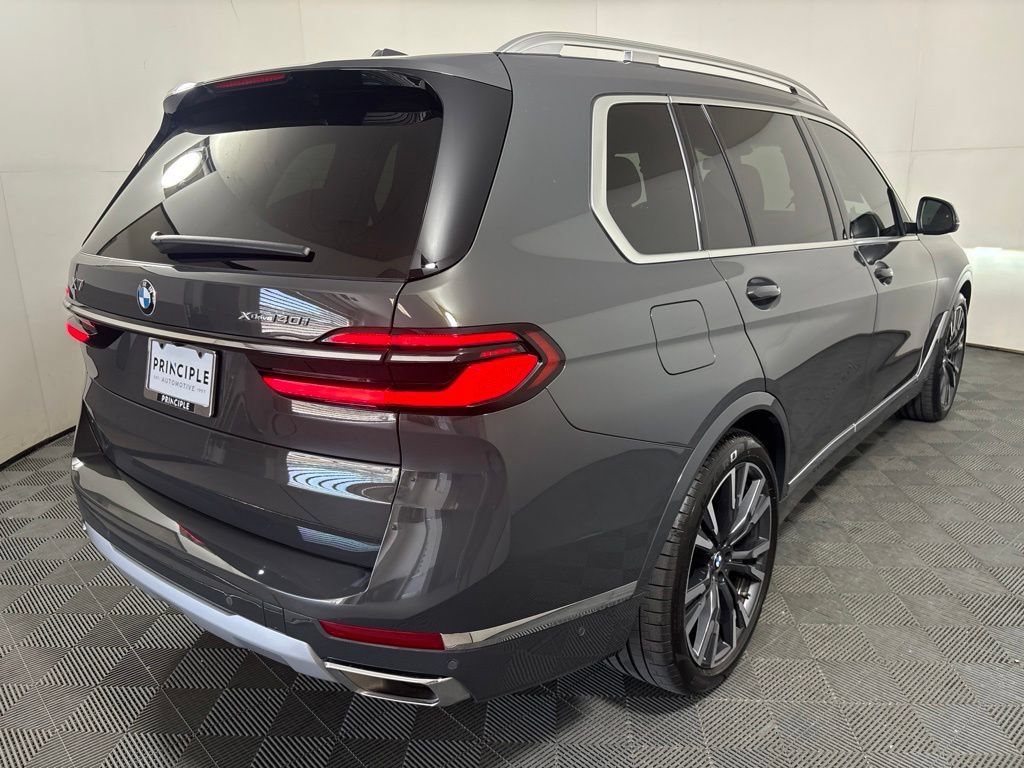 Certified 2026 BMW X7 xDrive40i AWD/4WD image 5