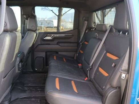 Used 2022 GMC Sierra 1500 AT4 w/ AT4 Preferred Package image 14