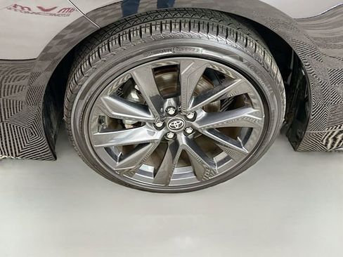 Used 2024 Toyota Corolla SE image 29