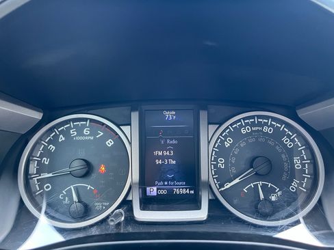 Used 2019 Toyota Tacoma SR5 image 15