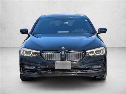 Used 2018 BMW 530e image 2