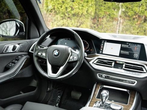 Used 2019 BMW X5 xDrive40i w/ Parking Assistance Package image 16
