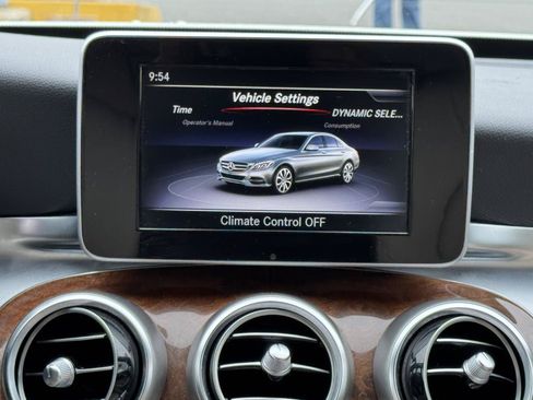 Used 2018 Mercedes-Benz C 300 Sedan w/ Premium Package image 23