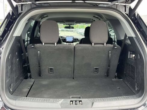 Used 2022 Ford Explorer XLT RWD image 21