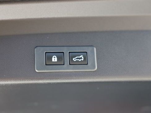 Certified 2022 Subaru Ascent Touring image 14