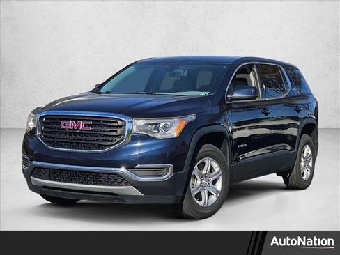 Used 2017 GMC Acadia SLE image 1