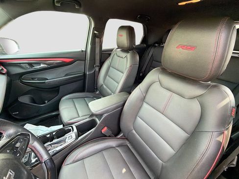 Used 2024 Chevrolet TrailBlazer RS w/ Convenience Package AWD/4WD image 11