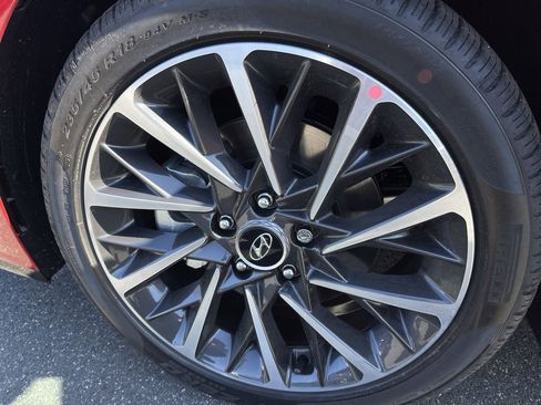 Used 2021 Hyundai Sonata Limited w/ Preferred Accessory Package image 10