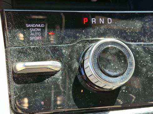 Used 2024 Jeep Grand Cherokee Limited AWD/4WD image 27